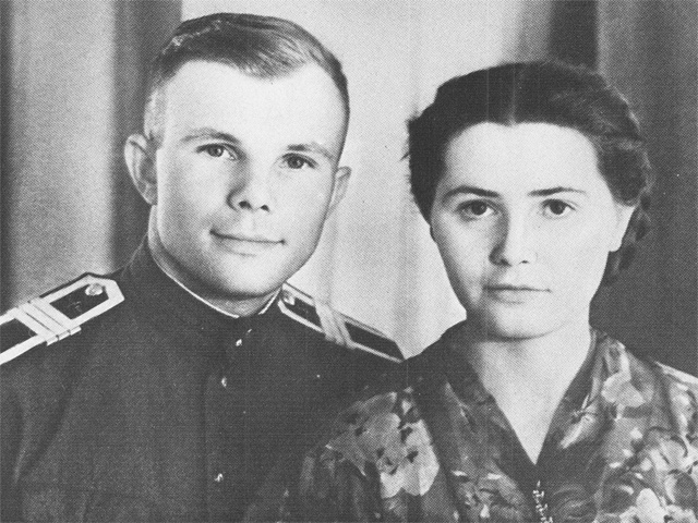           1957 