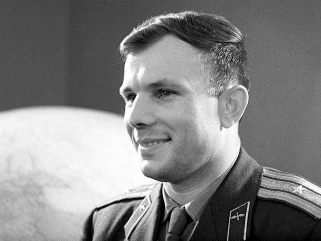         1961 