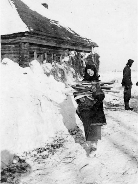   1943   .      